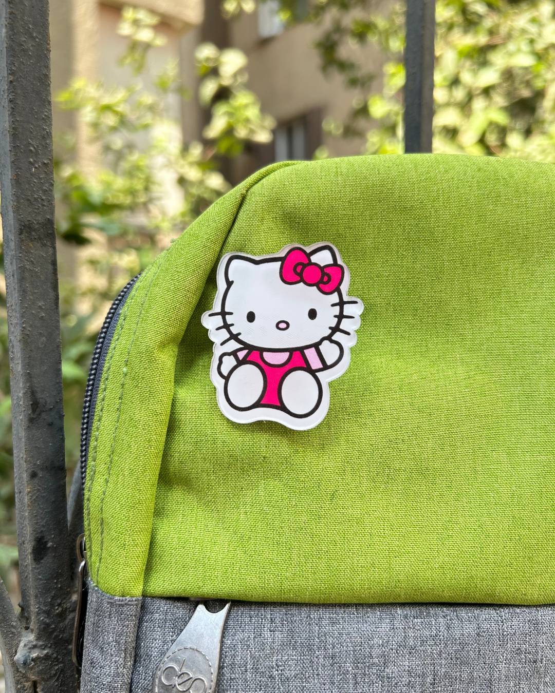 Hello Kitty Pin